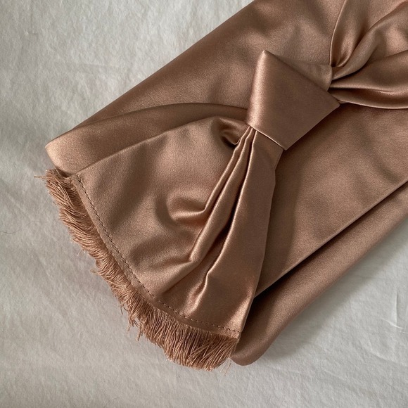 Tory Burch Eleanor Satin Bow Clutch - Picture 7 of 15